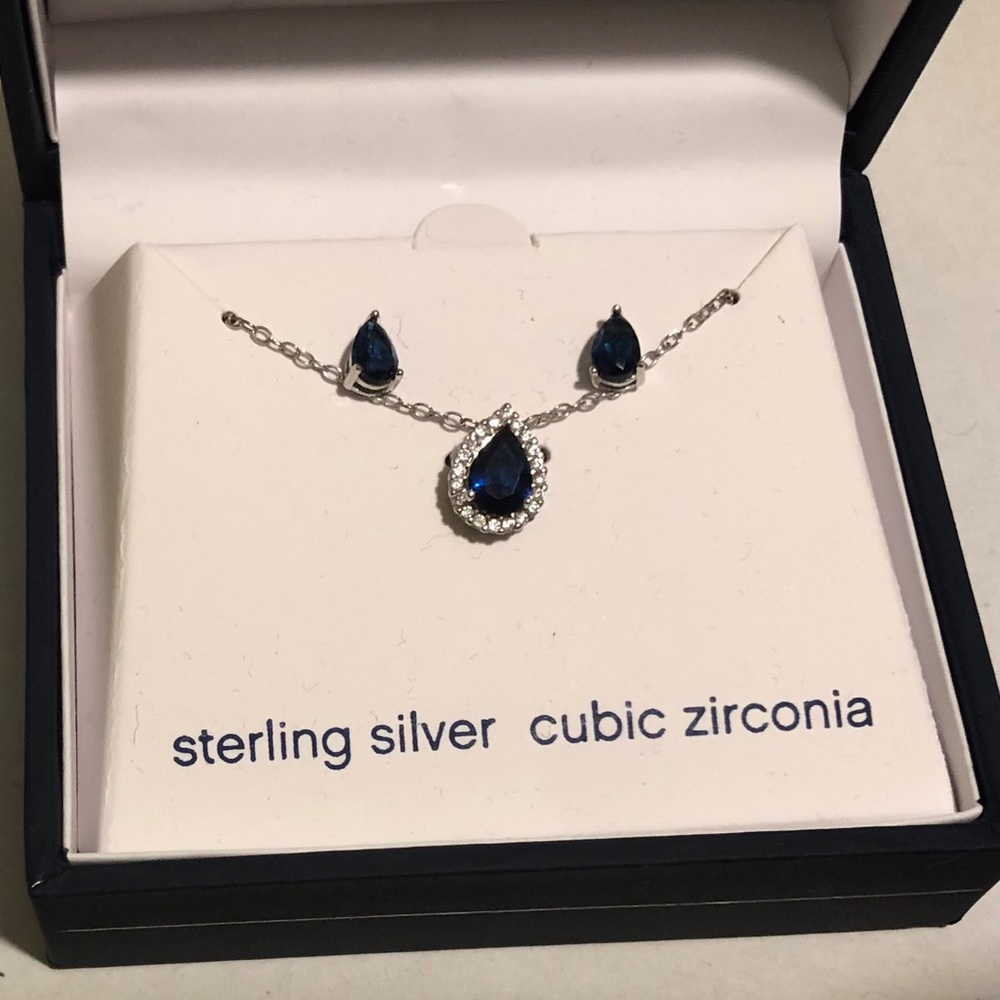 Cubic Zirconia Teardrop Necklace and Earring Set